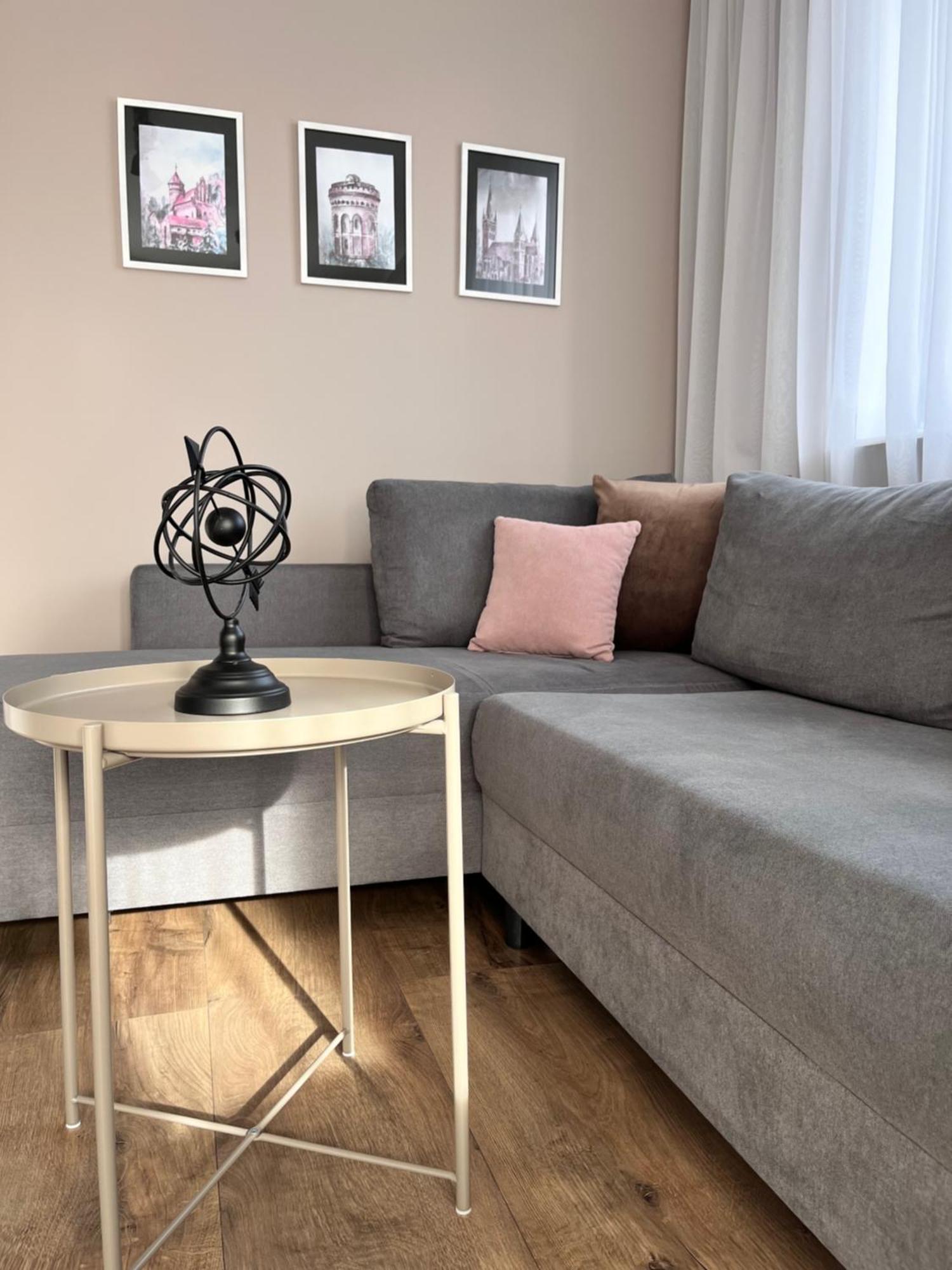 Apartament Przy Obserwatorium&Singielnia ออลชติน ภายนอก รูปภาพ