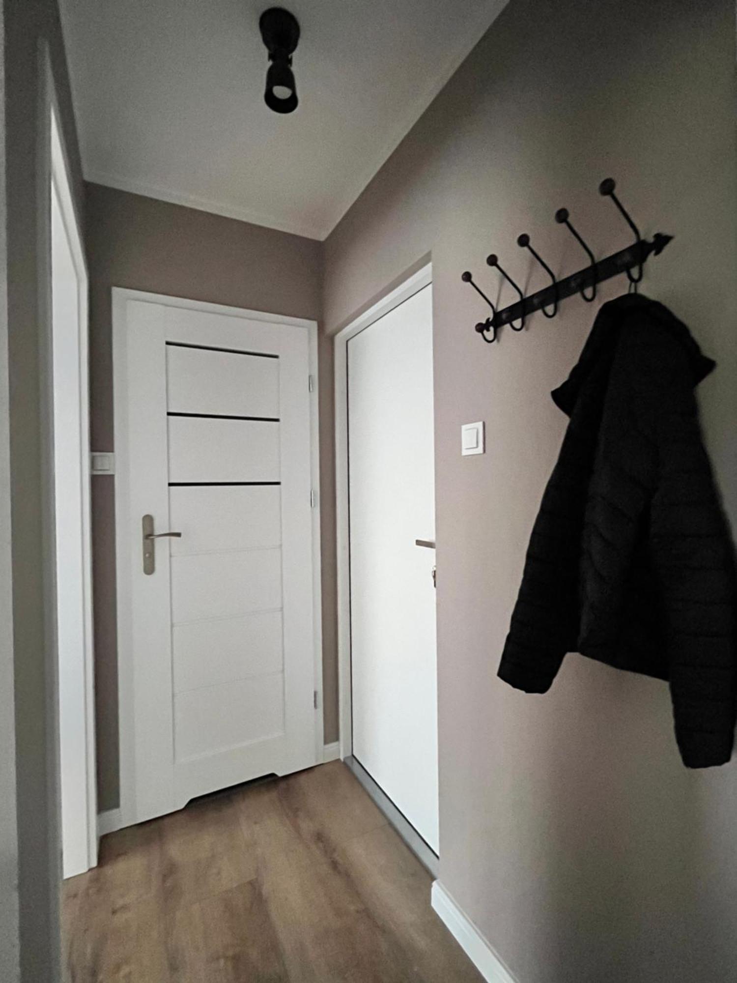 Apartament Przy Obserwatorium&Singielnia ออลชติน ภายนอก รูปภาพ