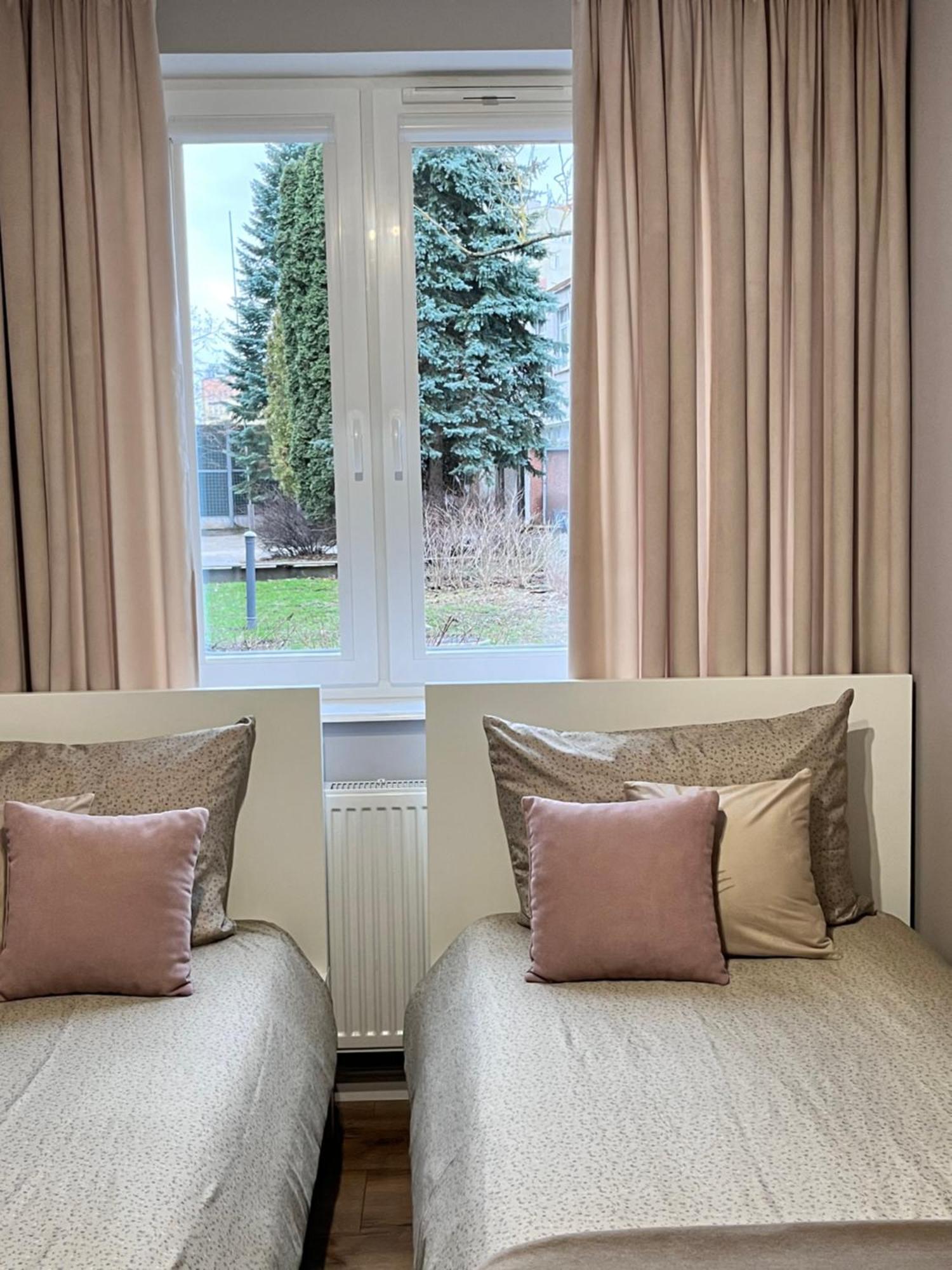 Apartament Przy Obserwatorium&Singielnia ออลชติน ภายนอก รูปภาพ