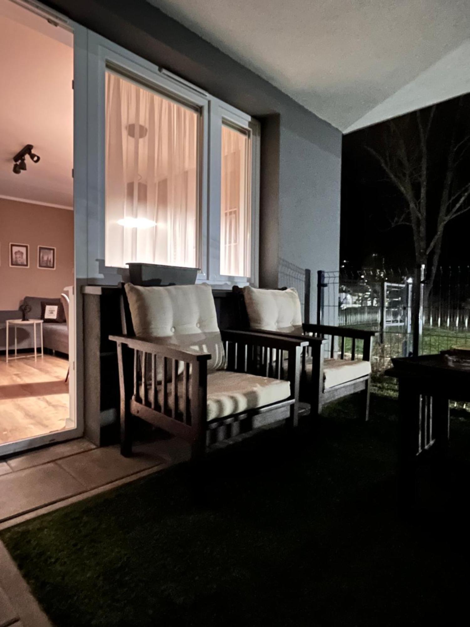 Apartament Przy Obserwatorium&Singielnia ออลชติน ภายนอก รูปภาพ